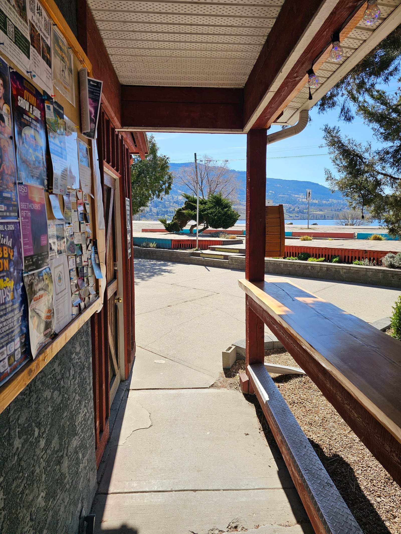 The deck at Lu Lou's looking toward Wood Lake beach, a stop on a day trip between Wood Lake and Kalamalka